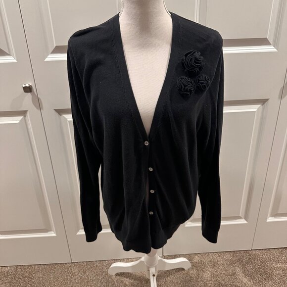 Lands' End size large 14-16 v-neck black cardigan light sweater, floral detail - Picture 1 of 3